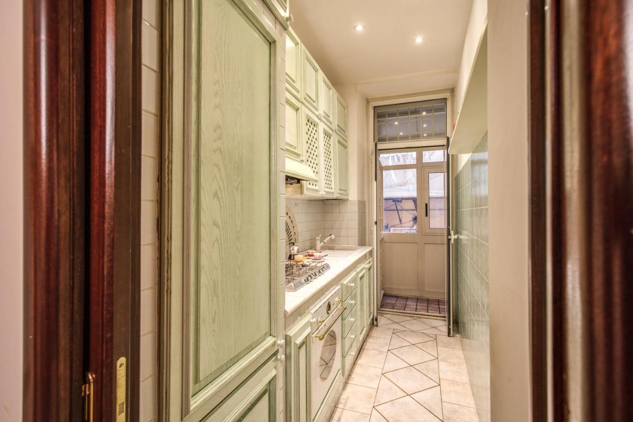 Fresh House Cavour Apartment Рим Екстериор снимка
